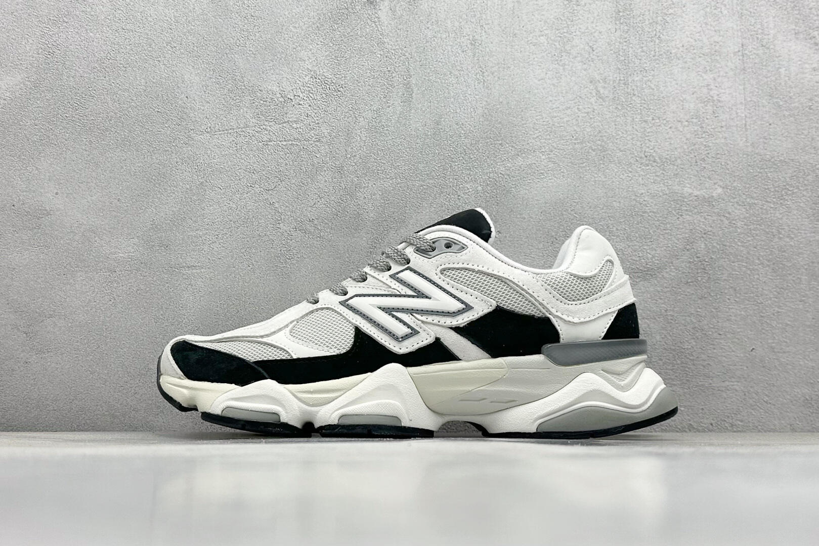 New Balance 9060 'Grey Jet Black'