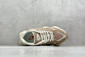 New Balance 9060 Bege