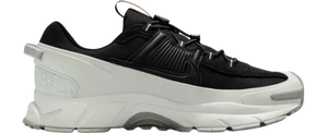 Zoom Vomero Roam ' Black-White'