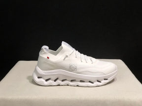 On x LOEWE Cloudtilt 'White'