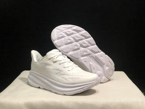 Hoka Clifton 9 'Beige-Pink'