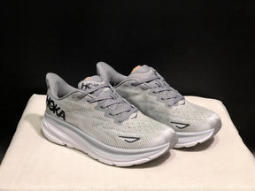 Hoka Clifton 9 'Beige-Pink'