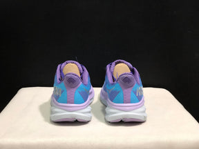 Hoka Clifton 9 'Beige-Pink'