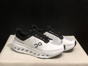 On Cloudsurfer Next 'Black-White'