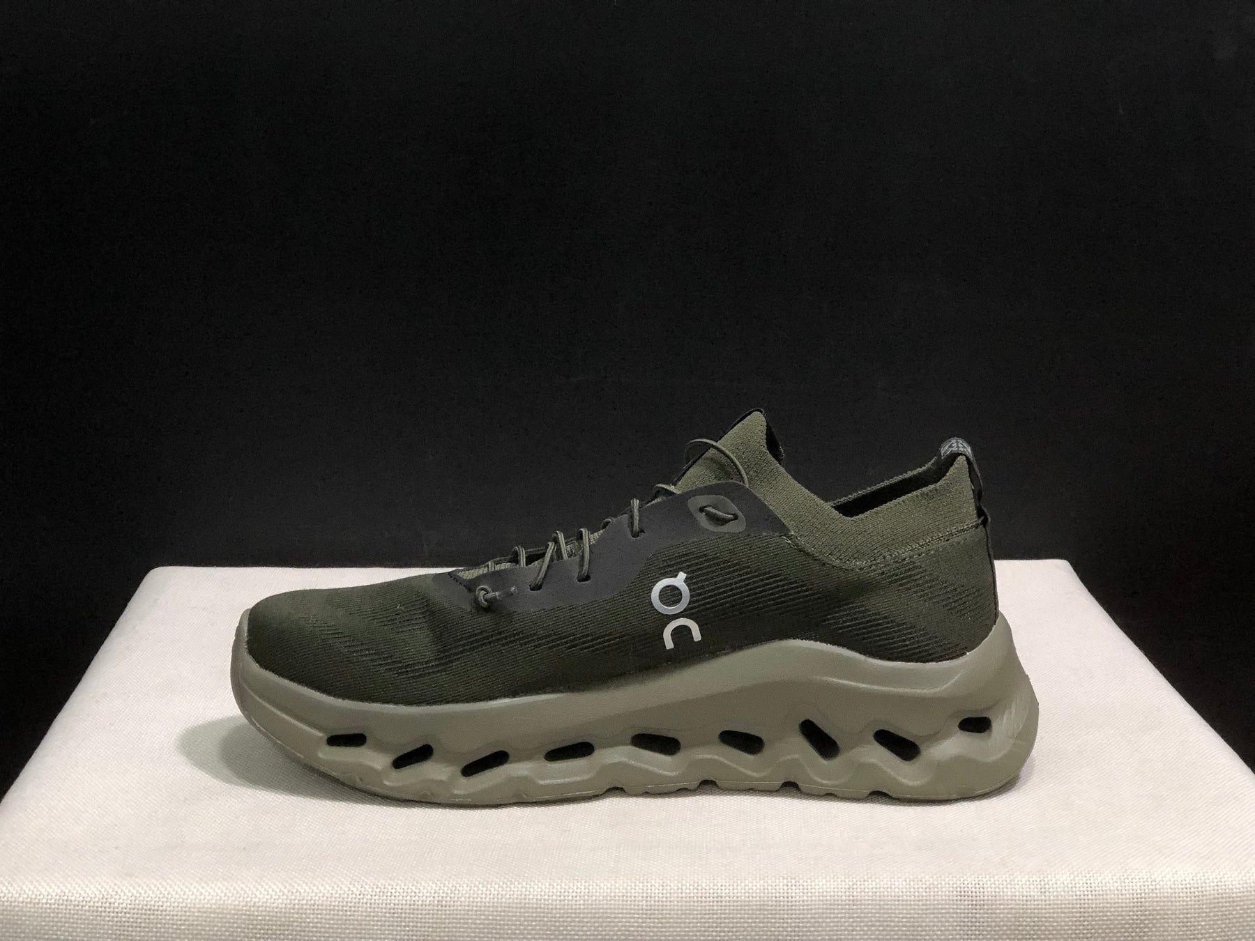On x LOEWE Cloudtilt 'Green'